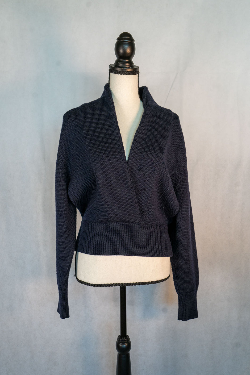 A Plan Application Navy Cropped Sweater - Large