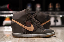 Load image into Gallery viewer, Liberty of London x Wmns Dunk Sky High &#39;Midnight Fog&#39; SKU: 540859 001 (Size 8W -  Worn) /No Box
