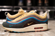 Load image into Gallery viewer, Wotherspoon Air Max (Size 6.5 -  Worn)
