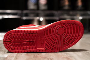 Air Jordan 1 Retro High 'Gym Red'  - 555088 601 (Size 7.5 -  New)