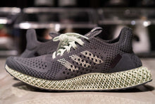 Load image into Gallery viewer, Futurecraft 4D &#39;Friends &amp; Family&#39; - F34444 (Size 7 -Worn)
