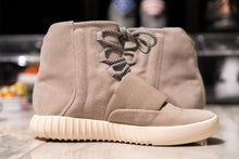 Load image into Gallery viewer, Yeezy 750 - B35309 (Size 6 -  Worn)
